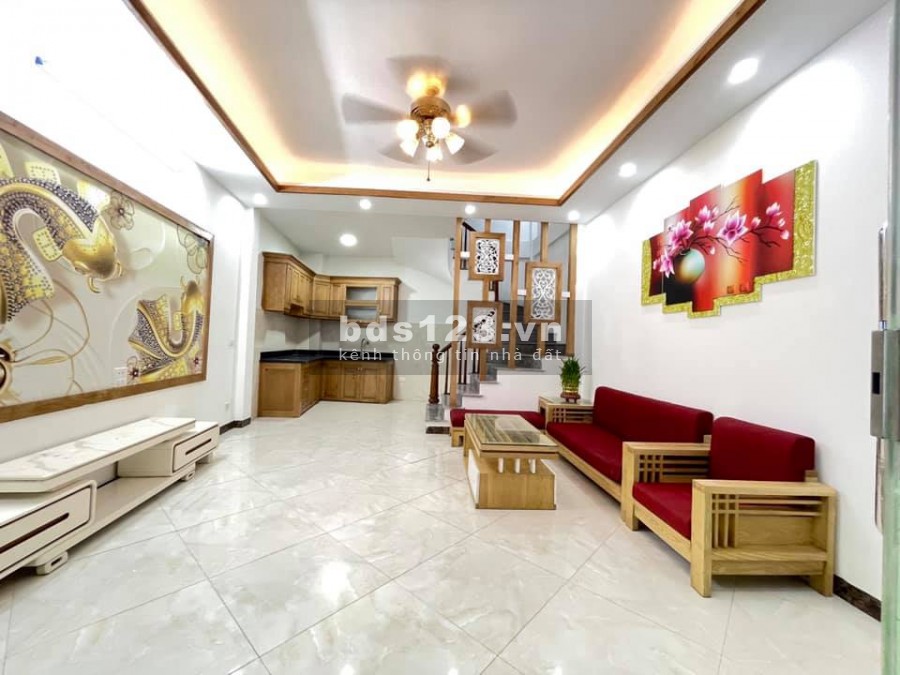 Siêu phẩm mặt phố Nguyễn Huy Tưởng 30m2,4 tầng cho thuê giá 20 triệu/tháng