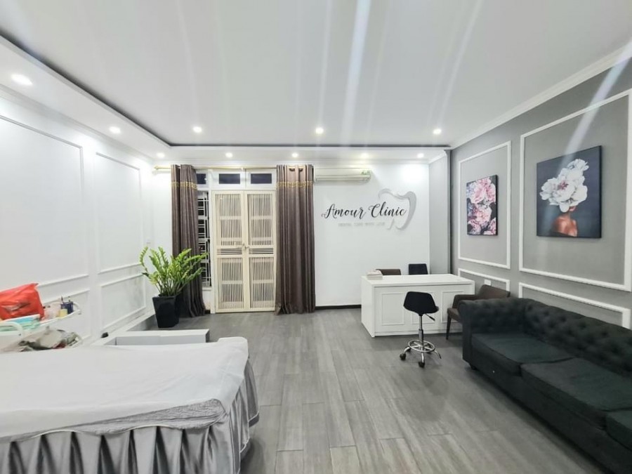 Bán nhà mặt phố 6 tầng kinh doanh vị trí đẹp, vỉa hè rộng phố Ba Đình