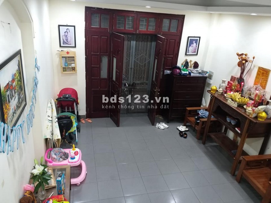 Nhà. đẹp phố Tôn Đức Thắng lô góc 38m, mt 4m, đúc 5 tầng, 5 phòng, giá 4 tỷ