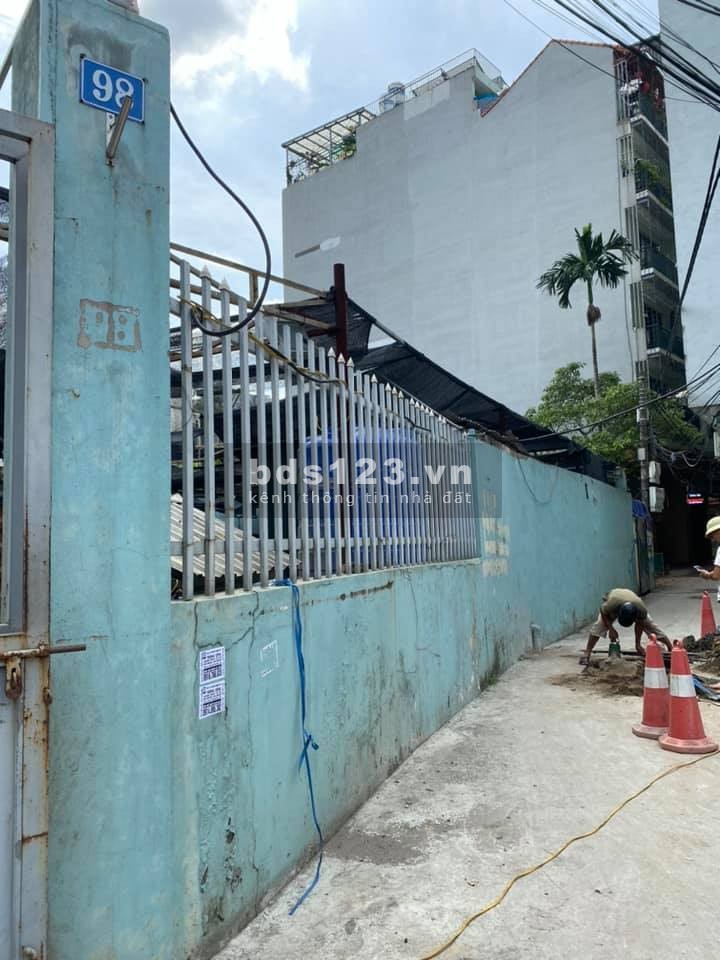 Bán Đất mặt phố Lạc Long Quân, view Hồ Tây, 300m2 xây Khách Sạn, Căn Hộ. Giá: 73 tỷ.