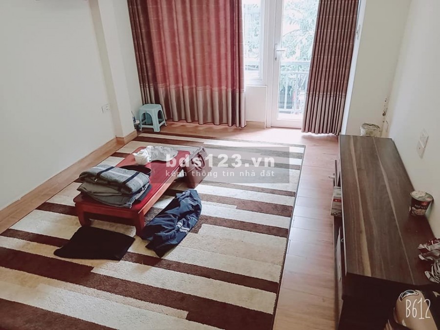 Bán nhà Hàng Bông mặt tiền 3m5, giá bán 20 tỷ, đúc bê tông 5 tầng kiên cố
