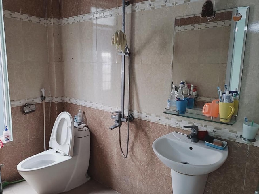 Bán Nhanh Gía Rẻ Mùa Covid diện tích sử dụng 5mx20m, Gía 4.95 tỷ, có sẵn sổ