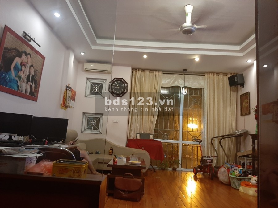 Bán nhà đẹp Bồ Đề 80m nhỉnh 8 tỷ, gara ô tô, kinh doanh 0888868583