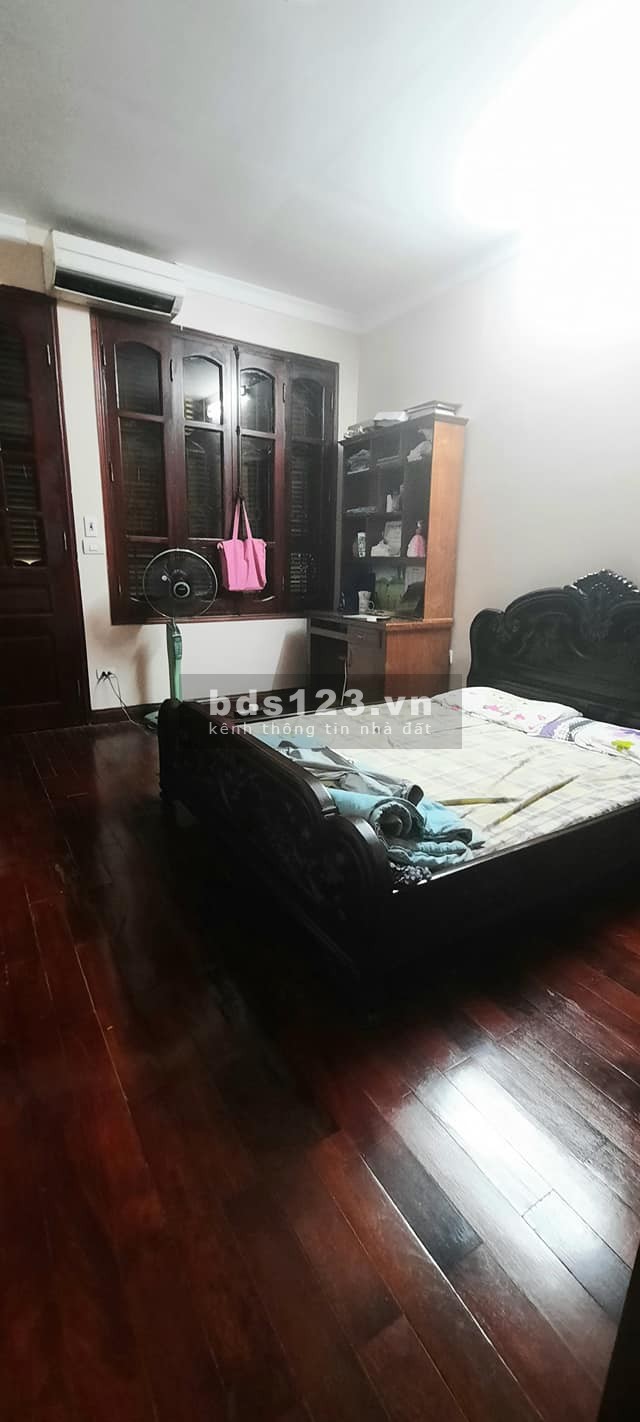 Bán nhà Tây Hồ Võng Thị Lạc Long Quân Phân Lô Ô TÔ Tránh giá bán 9.7 Tỷ