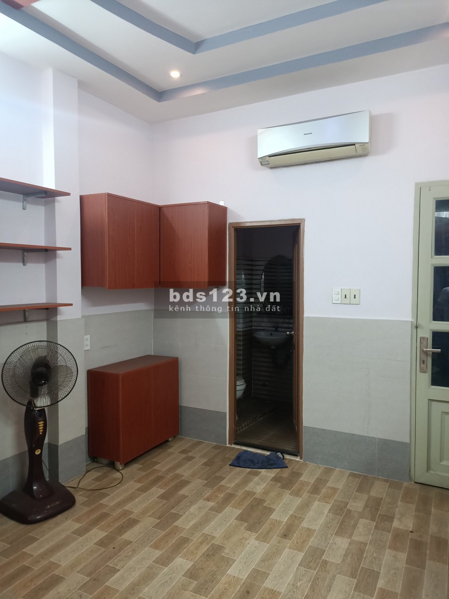 (Gò Vấp)Bán nhà mặt tiền, vị trí đẹp đường Lê Đức Thọ, dt 62m2, giá bán 10.3 tỷ.