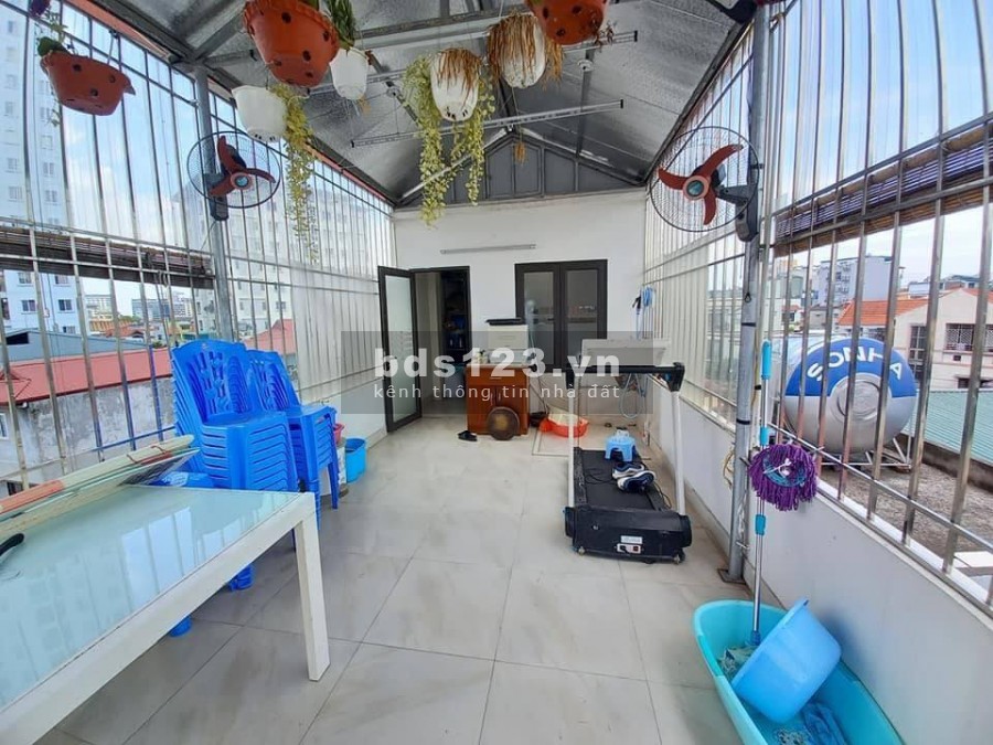 Nhà 6T thang máy, oto đỗ cửa, ngõ 66 Nguyễn Hoàng, full nội thất, dt 33m2 giá bán 6,1 tỷ LH 0392969999