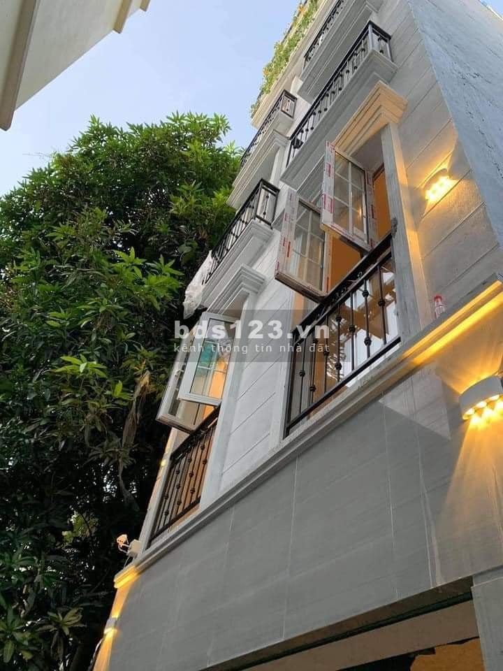 Bán nhà phố Đồng Bát Mĩ Đình 42m2 4 tầng lô góc ô tô kinh doanh giá chỉ 7.3 tỷ
