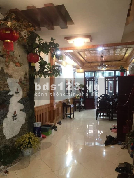 Bán nhà phố Lê Văn Lương 2 mặt thoáng gần ô tô đỗ 6 phòng ngủ, ở luôn