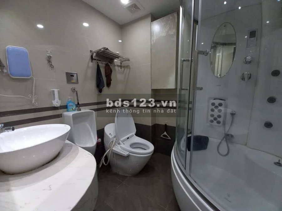 Nhà 6T thang máy, oto đỗ cửa, ngõ 66 Nguyễn Hoàng, full nội thất, dt 33m2 giá bán 6,1 tỷ LH 0392969999