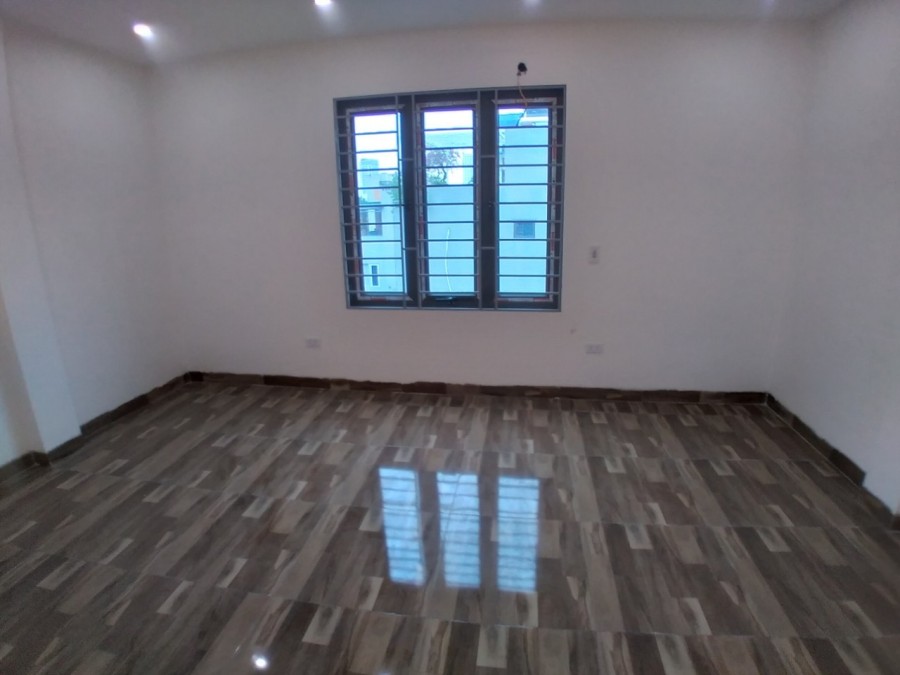 Bán nhà 5 tầng mới toanh Tây Mỗ ngõ thông các phía giá rẻ hơn Chung cư