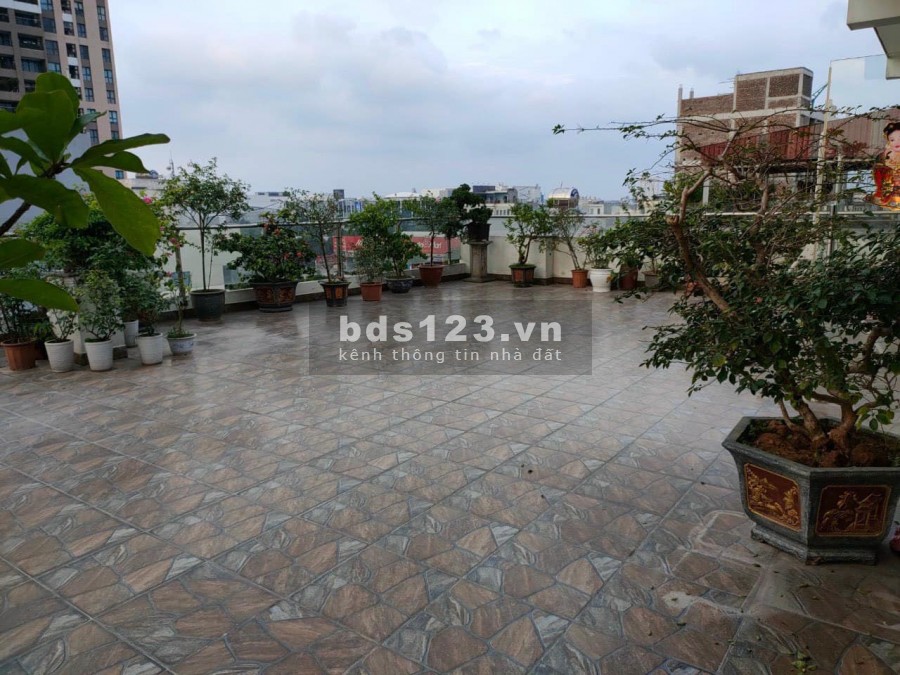 Bán nhà phố Đàm Quang Trung kinh doanh, văn phòng 6 tầng đúc kiên cố giá 27 tỷ