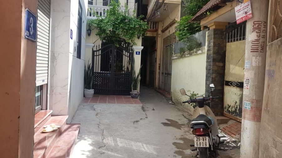 Bán nhà giáp nhị, giải phóng, hoàng mai, mt lớn, kd tốt, 3 bước ô tô tránh, nhỉnh 3 tỷ 0977221369