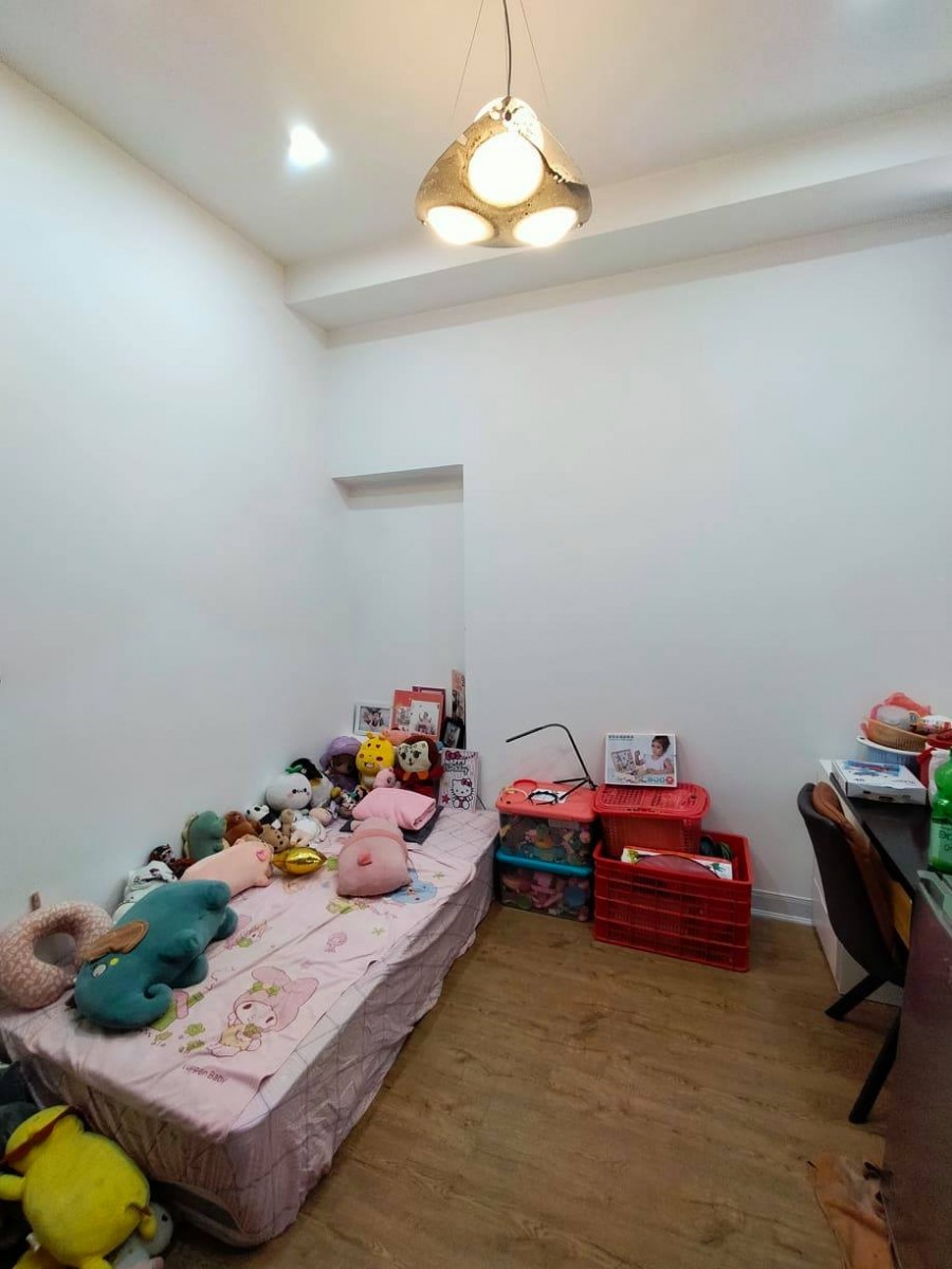 Bán Nhà Ngã Tư Sở Nhà Đẹp Diện Tích Rộng 45m2, giá bán hạt rẻ 4.35 tỷ, chính chủ