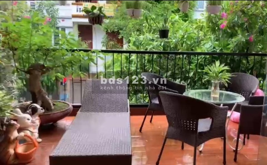 Nhỉnh 16 tỷ. Nhà đẹp, Thái Hà, Q. Đống Đa, Gara 2 ô tô, ngõ thông, Cần bán gấp