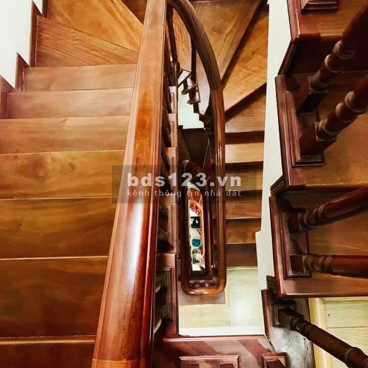 Bán nhà 60m2, 6 tầng mt 4m, Phú Diễn, phân lô ô tô tránh, kinh doanh vỉa hè cực rộng, giá 9.7 tỷ