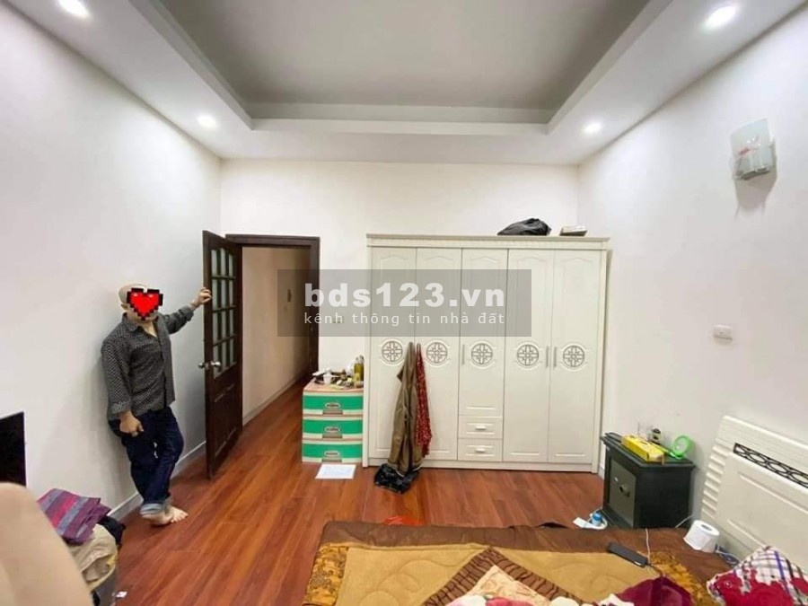 Bán nhà Hồng Mai, ngõ thông oto 7 chỗ qua cổng, sân rộng, 36m 4 tầng chỉ 3,5 tỷ
