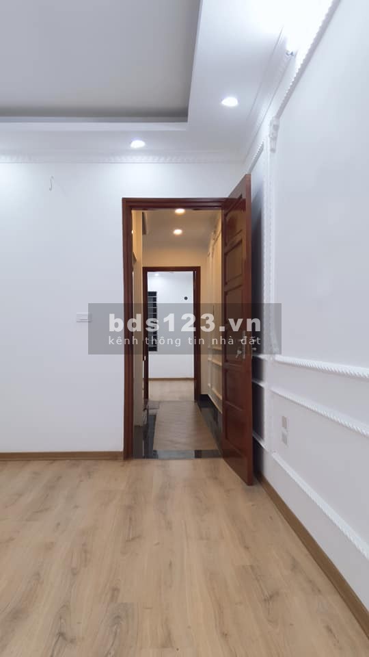 Bán nhà Lô Góc Mỹ Đình 44m2 x 4T x MT5.1m Ngõ thông KD Ô tô đỗ giá 4.95 tỷ