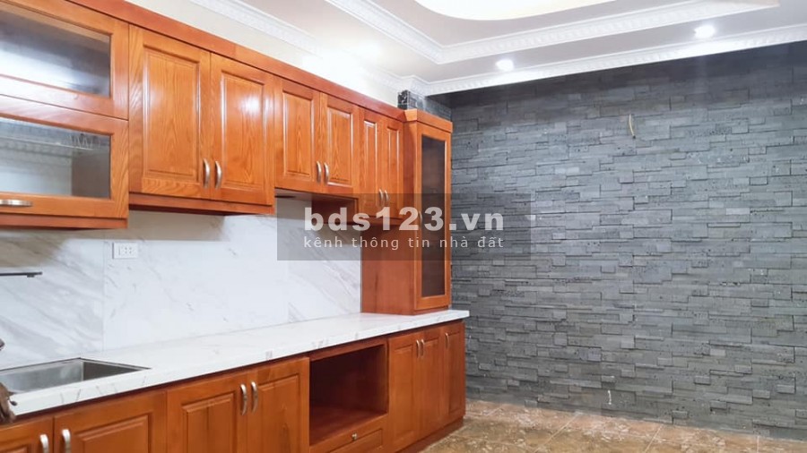 Bán nhà Lô Góc Mỹ Đình 44m2 x 4T x MT5.1m Ngõ thông KD Ô tô đỗ giá 4.95 tỷ