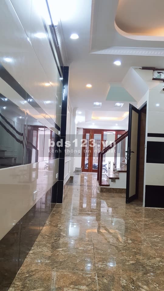 Bán nhà Lô Góc Mỹ Đình 44m2 x 4T x MT5.1m Ngõ thông KD Ô tô đỗ giá 4.95 tỷ