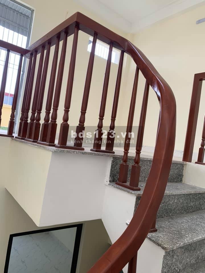 Nhà riêng, mới xây phố Tây Trà, 30m2 x 5T, 5m ra mặt phố, chỉ 3 tỷ.