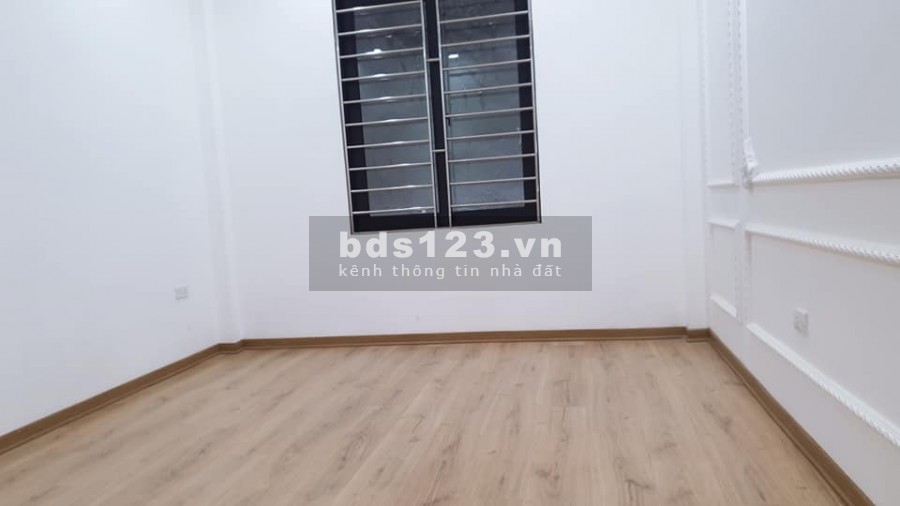 Bán nhà Dịch Vọng mới đẹp, lô góc, phân lô, thoáng trước sau, dt 53m2x5T, giá 6.2 tỷ
