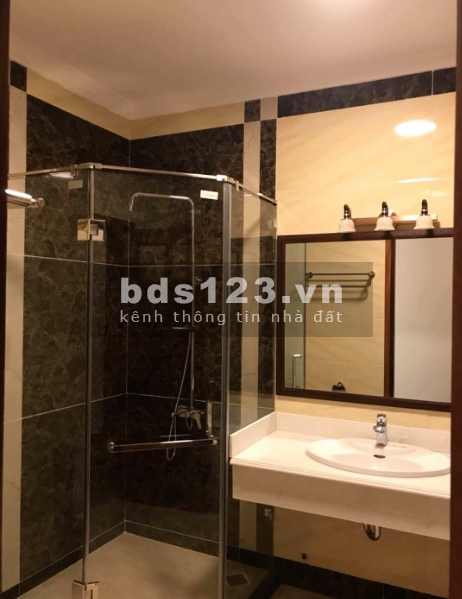 Bán nhà phố Lê Văn Lương 2 mặt thoáng gần ô tô đỗ 6 phòng ngủ, ở luôn