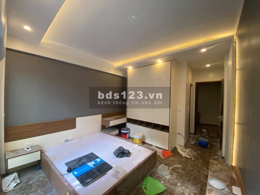Bán nhà Hoàng Mai. Nhà mới nở hậu, gần ô tô,30mx5 tầng giá chỉ nhỉnh 3 tỷ có thương lượng sâu