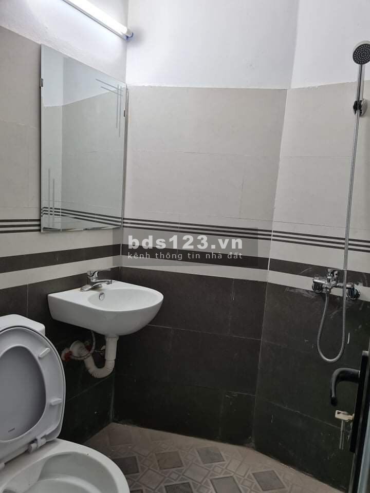 Chính chủ bán nhà Nguyễn Lương Bằng 25m2x 4TxMT5m giá nhỉnh 2 tỷ.