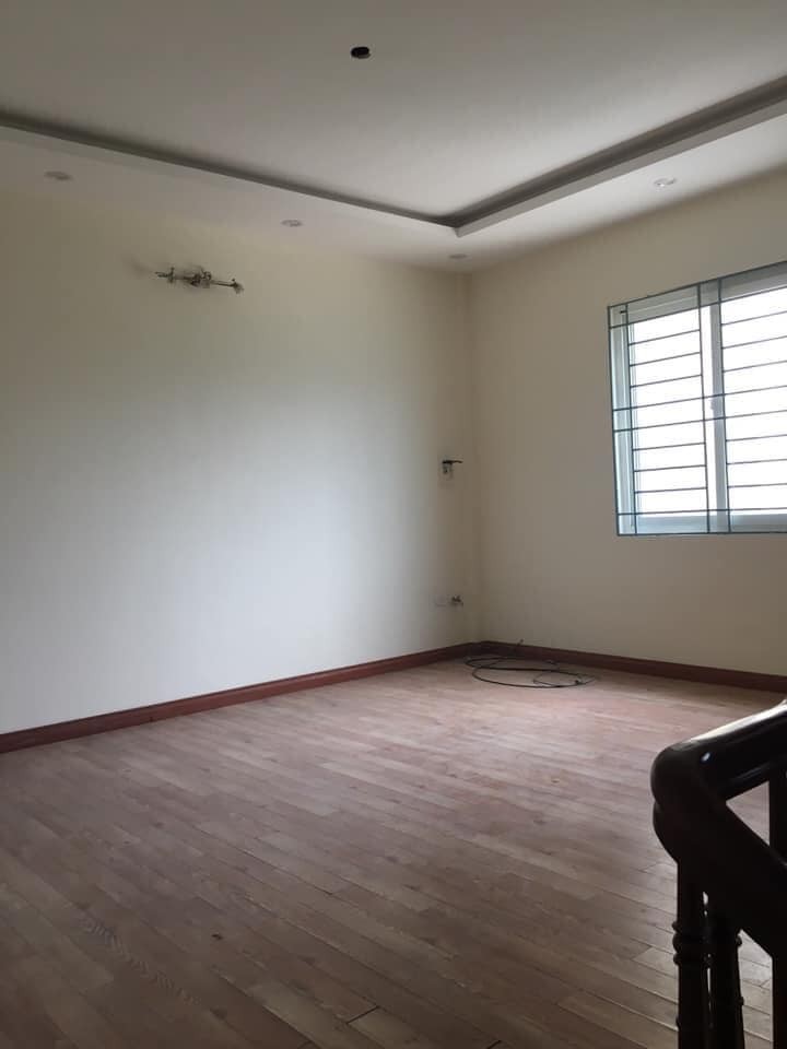 Bán nhà Láng Hạ Đống Đa gần ĐH Ngoại Thương Ngoại Giao lô góc 29m oto sát cửa chỉ 2.9 tỷ