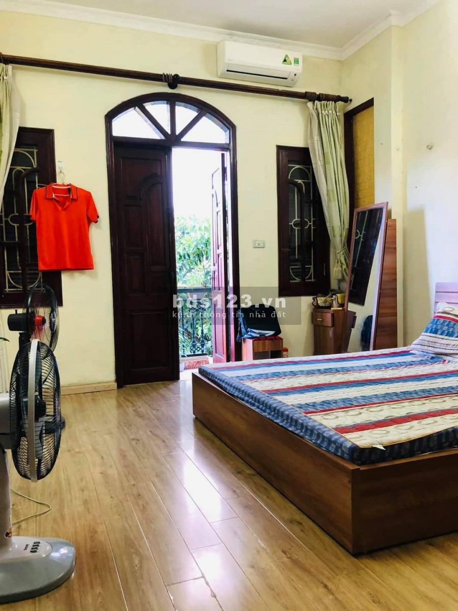 Bán nhà mặt phố Yên Lạc, Hai Bà Trưng, giá bán 13.3 tỷ, liên hệ chính chủ