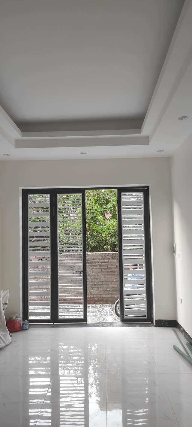 Nhà đẹp mới siêu rẻ 2,5 tỷ nhỉnh 4 tầng hiện đại mới thoáng tt thanh trì giao thông thuận tiện.