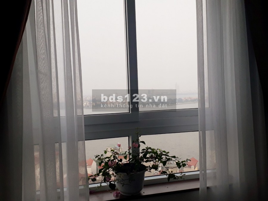Chuyển công tác tôi bán 2N CT36 Xuân La Tây Hồ hướng Hồ Tây giá 2.9 tỷ