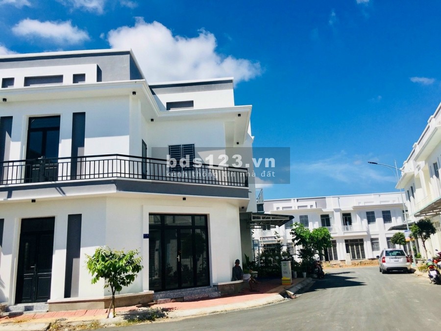 Bán nhà nguyên căn còn mới khu dân cư Hoàng Quân Cần Thơ, hỗ trợ vay