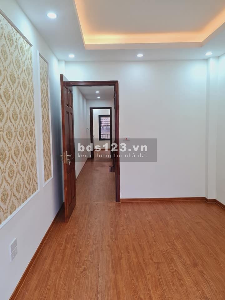 Trung tâm Hoàng Mai, Nhà thiết kế cực đẹp, ngõ nông, thoáng 5m ra đường ô tô DT 47m2 nhỉnh 4 tỷ
