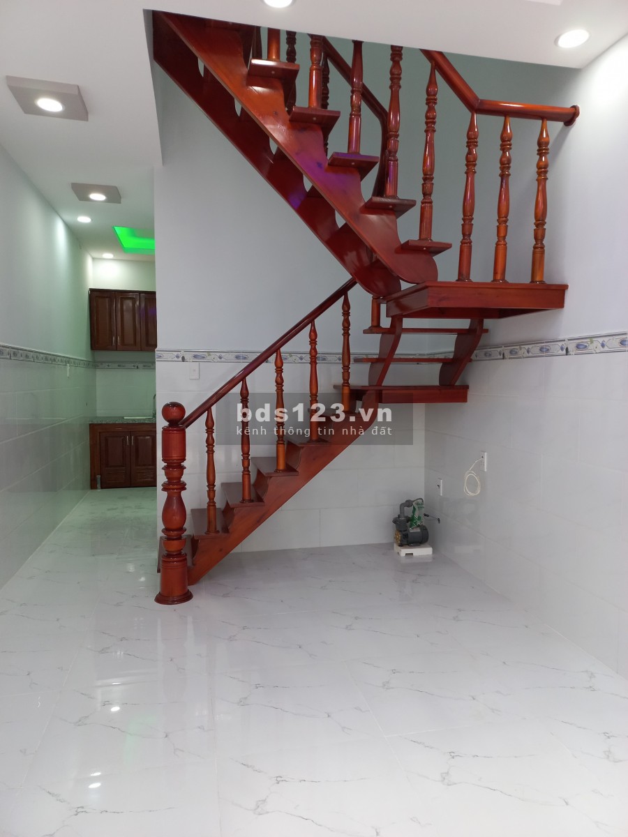 Quận 7 chính chủ cần bán 3 căn đsh giá tốt cho khách liên hệ 0931 239 633