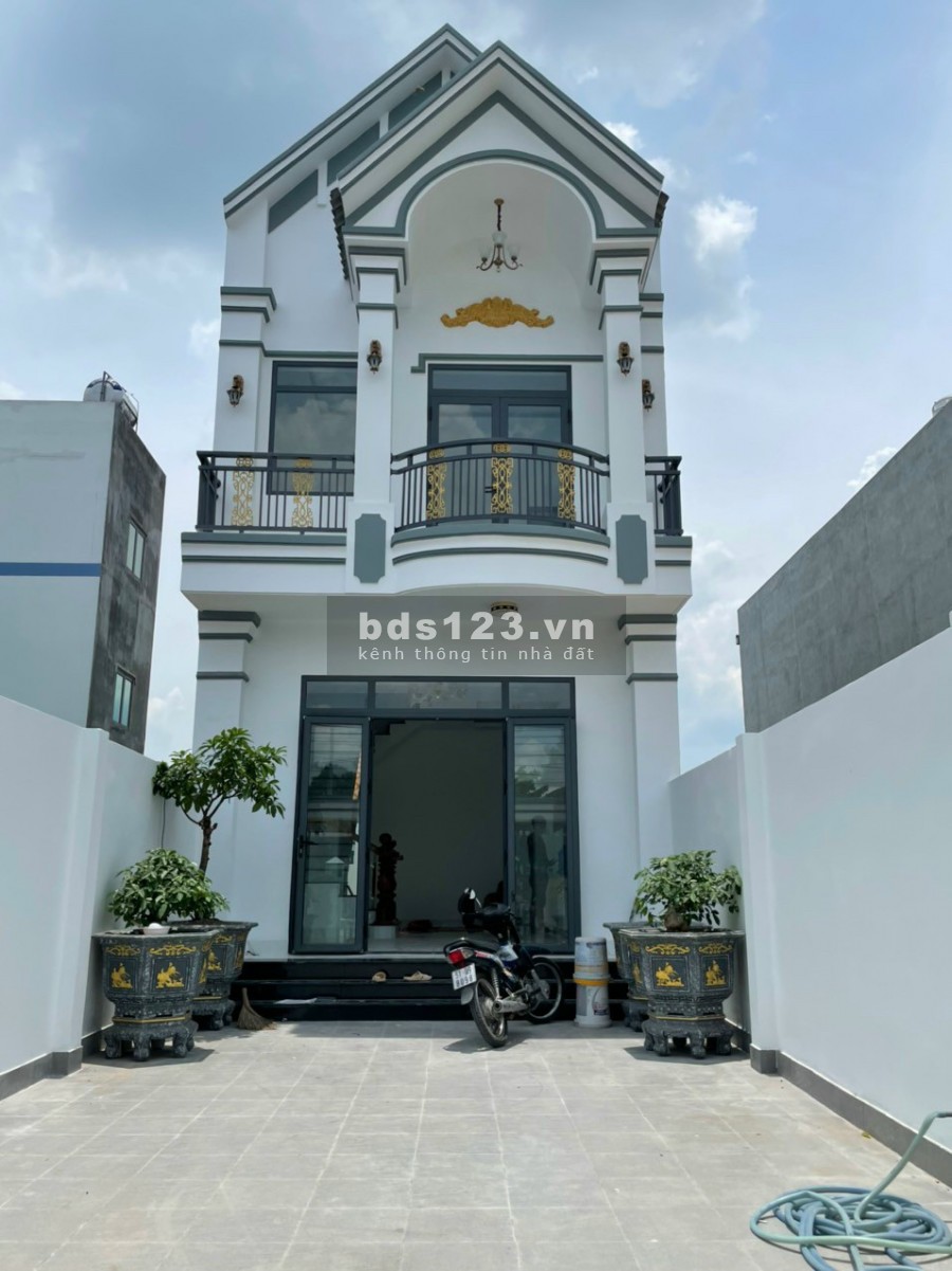 Nhà mới hoàn thiện ngay Lê Hồng Phong, 1 trệt, 1 lầu, giá bán 2.75 tỷ, thương lượng chính chủ