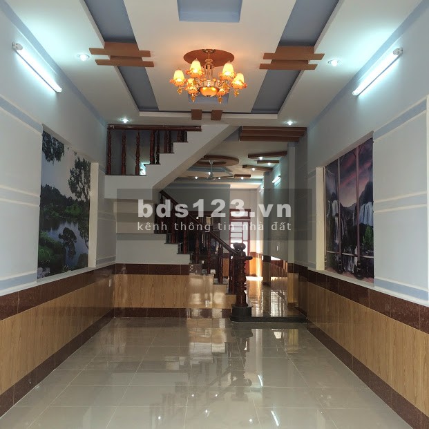 Cần bán nhà trong ngõ khu vực Trương Định, nhà xây dựng chắc chắn