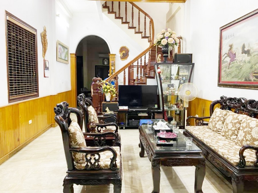 Bán nhà Nguyễn Ngọc Nại 108m2, phân lô, gara ô tô, 2 thoáng, gần phố chỉ 12.8 tỷ