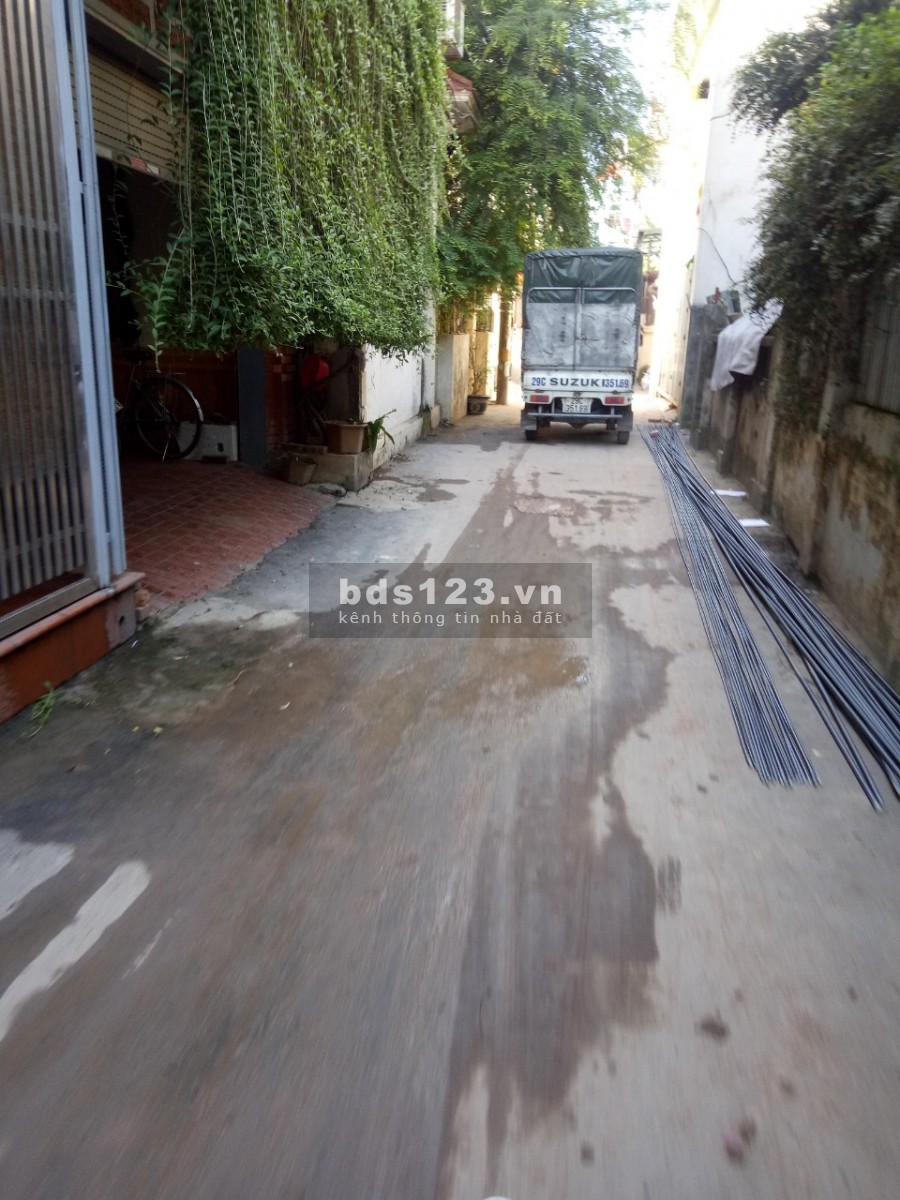 Bán đất vàng phường Phú Thượng, Quận Tây Hồ, ngõ thông ô tô 7 chỗ diện tích 90 m2