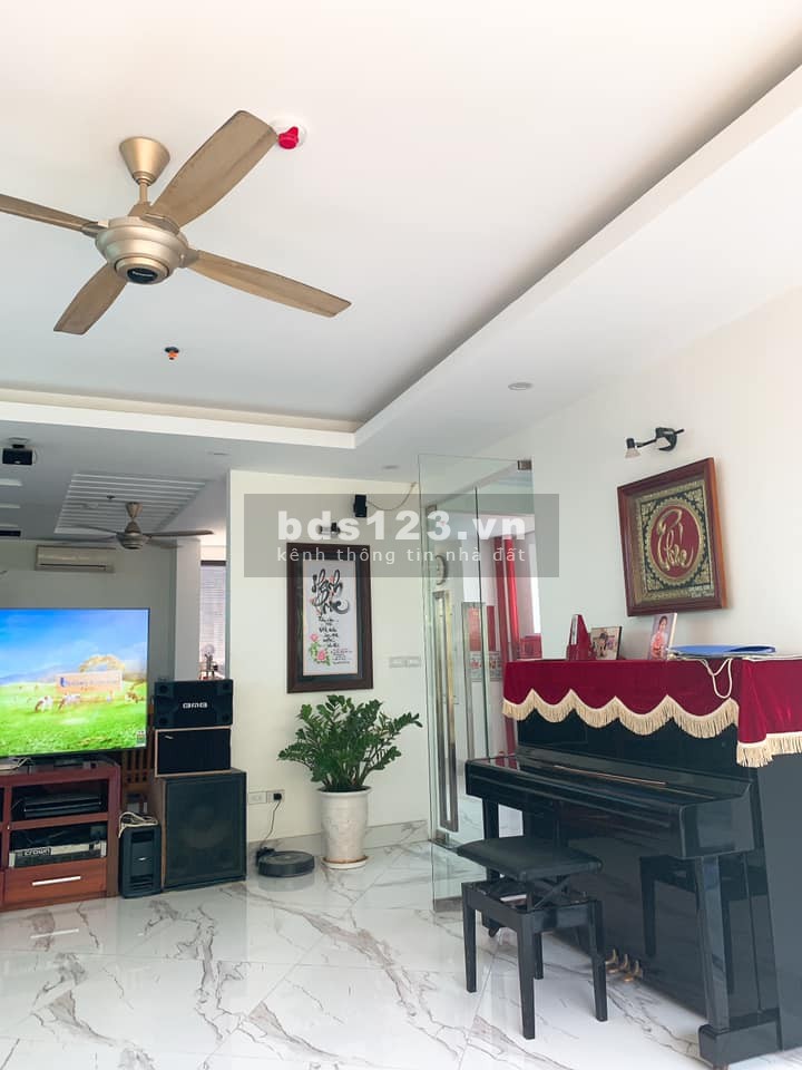 Siêu phẩm! Tòa nhà văn phòng đắng cấp tại ngã ba Trường Trinh có dòng tiền 200tr/tháng