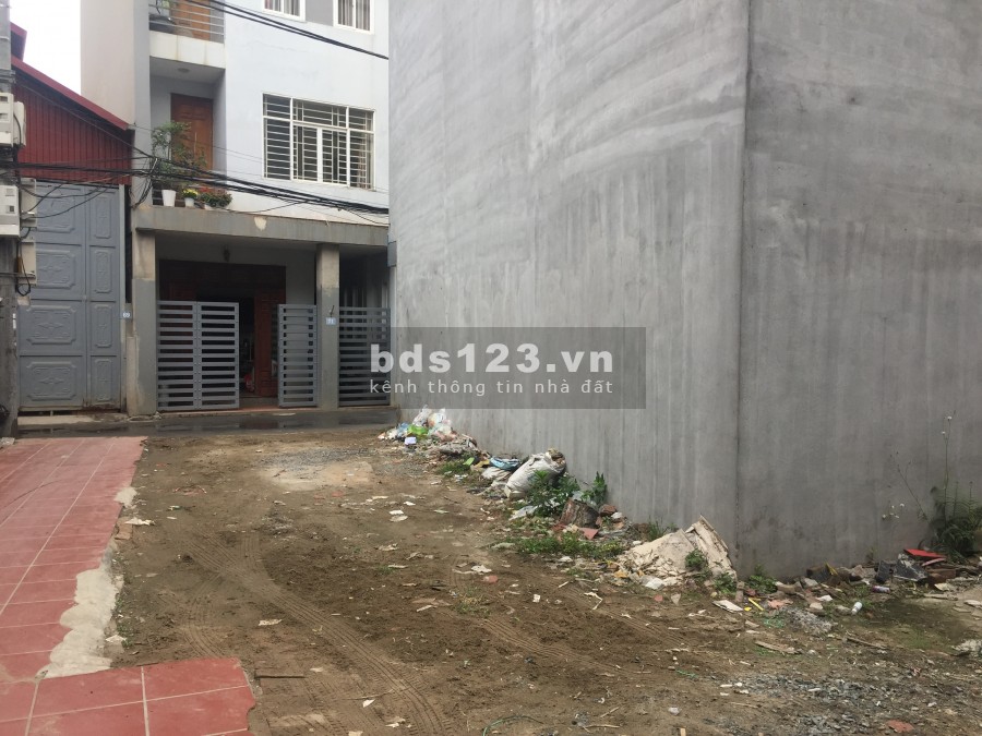 Bán 37,8m2 đất thổ cư Quang Tiến, Đại Mỗ. Ô tô qua nhà, ngõ thông, kinh doanh tốt. Giá 57tr/m2. LH: 0325027988