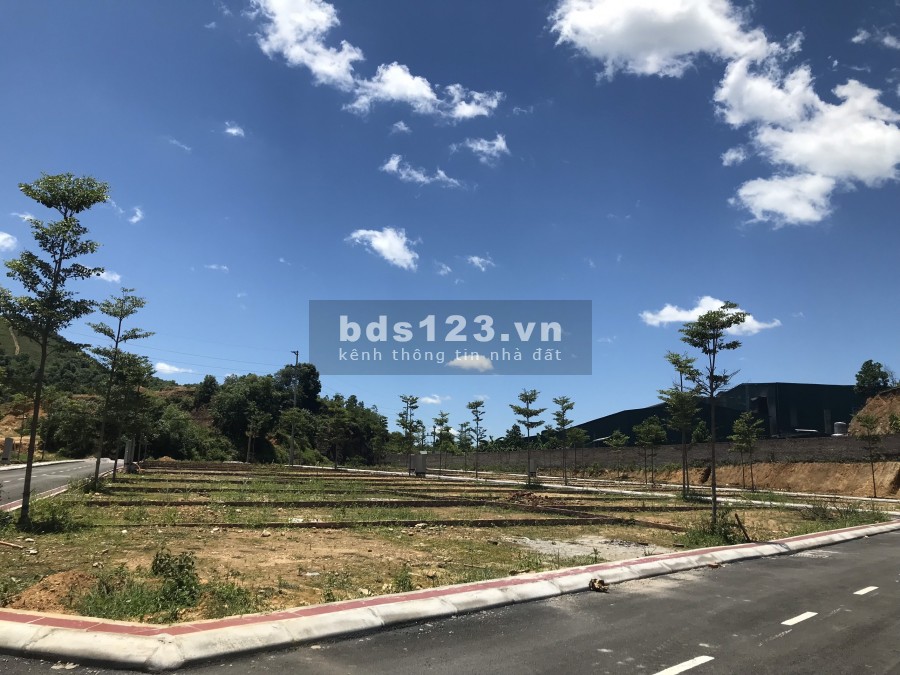 Mở bán 70 nền bãi dài duy nhất một lô đất nền bãi dài siêu đẹp cạnh khu vực Xanh Villas. 0962830896