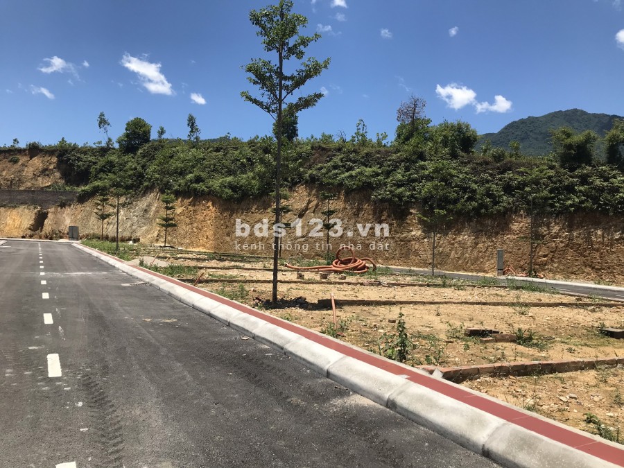 Mở bán 70 nền bãi dài duy nhất một lô đất nền bãi dài siêu đẹp cạnh khu vực Xanh Villas. 0962830896