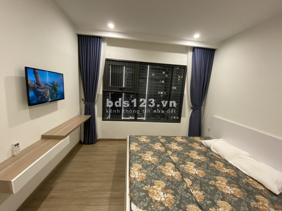 Căn hộ 3PN view hồ tại Vinhomes Smart City Tây Mỗ, điện nước…