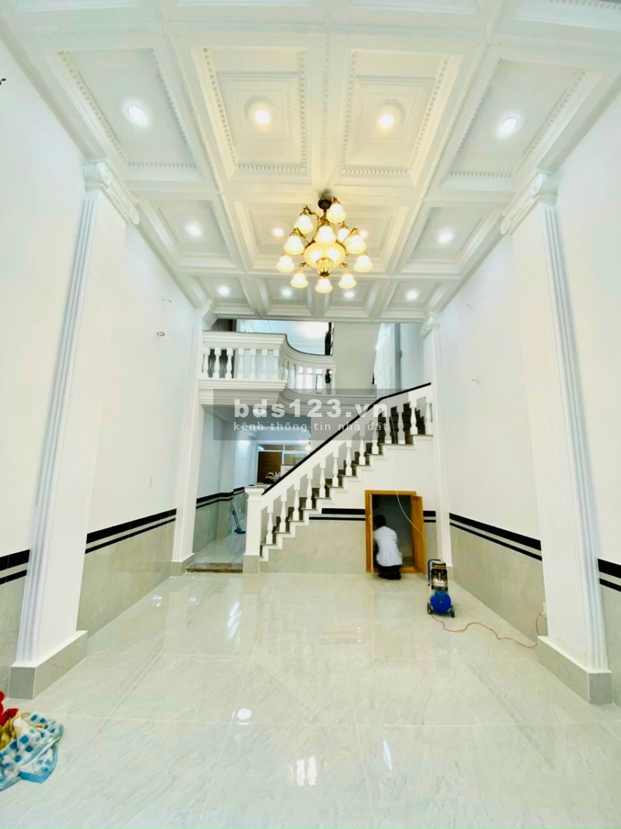 Cho Thuê Nhà Trường Sơn, Quận Tân Bình, diện tích sử dụng 7x16, 3 lầu