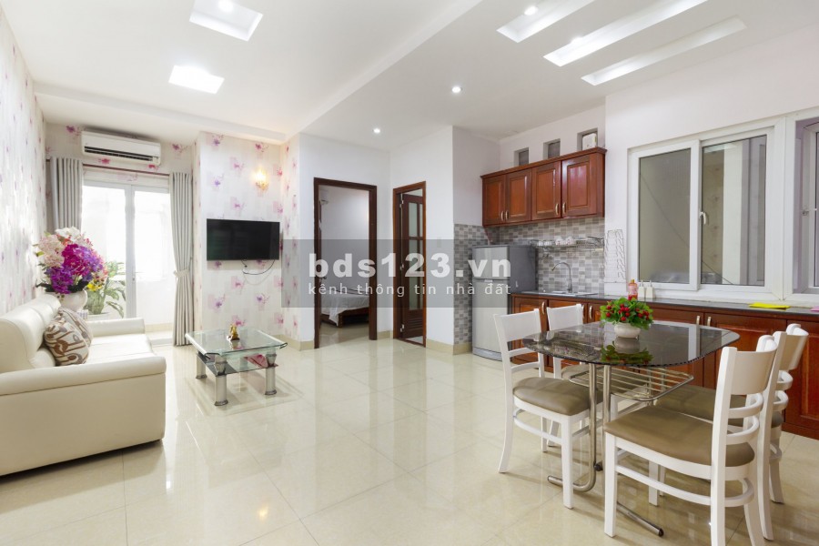 Cho thuê căn hộ dịch vụ 2 phòng ngủ, ngay sân bay giá hợp lí, an ninh nghiêm ngặt
