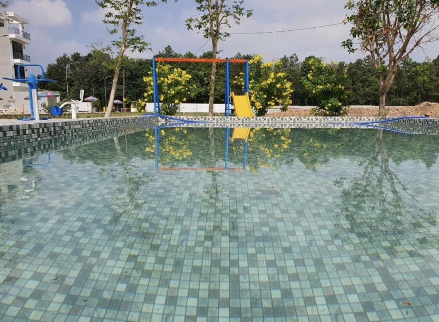 110m2 đất Củ Chi full thổ cư shr xây dựng ngay, mt đường 20m, khu vực sầm uất, dân cư đông