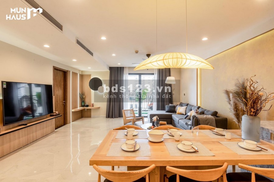 Cần bán căn hộ cao cấp D'.le roi soleil diện tích 112m2, 3 ngủ giá bán 8.8 tỷ.