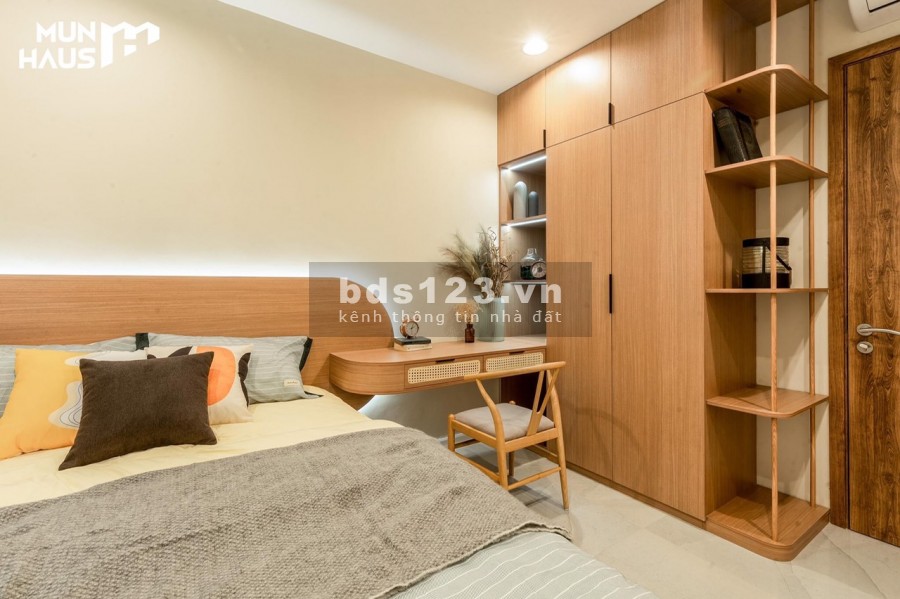 Cần bán căn hộ cao cấp D'.le roi soleil diện tích 112m2, 3 ngủ giá bán 8.8 tỷ.