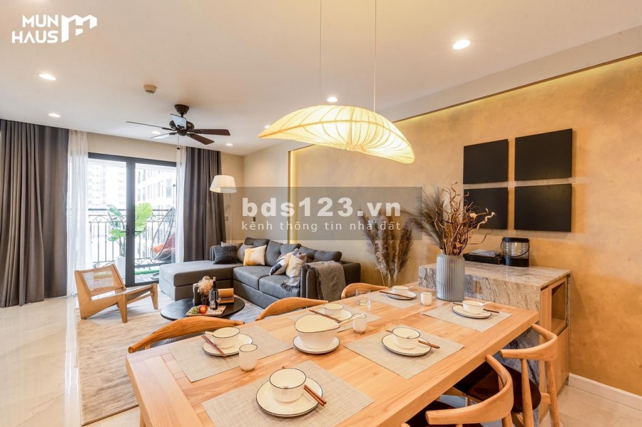 Cần bán căn hộ cao cấp D'.le roi soleil diện tích 112m2, 3 ngủ giá bán 8.8 tỷ.